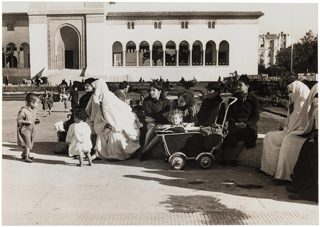 Lilly Joseph: Frauen in der Freizeit, Casablanca/Marokko, um 1940, Wien Museum 