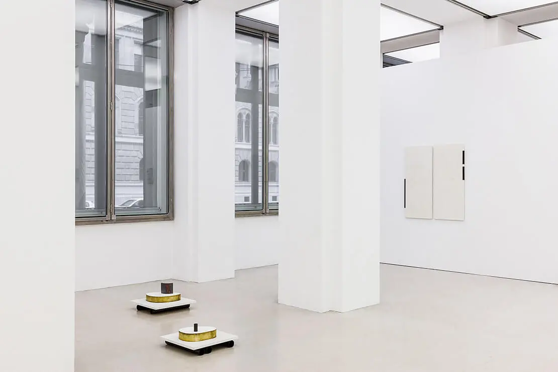 Startgalerie im Wien Museum MUSA, Melanie Ender, smooth, so surface! oh yeah…, Ausstellungsansicht, 2021, copyright: Kunstdokumentation.com  