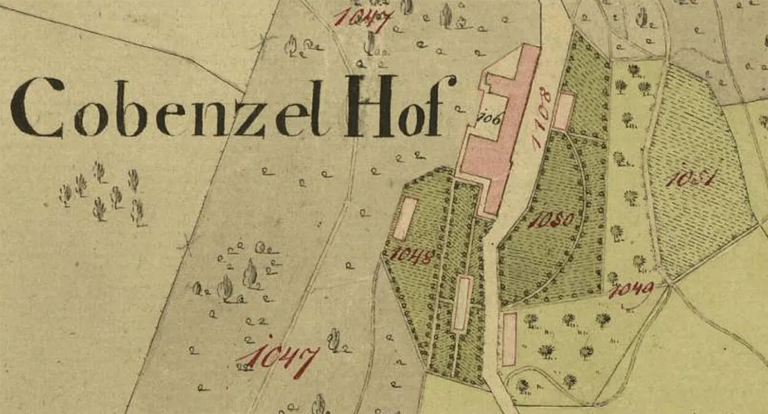 Der Franziszeische Kataster von 1819 zeigt die Größe des Schlosses, das es unter Baron Pfaffenhofen erreicht hatte. Quelle: mapire.eu  