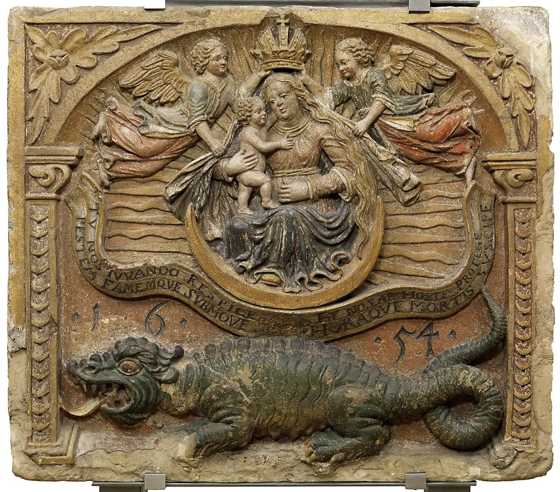Hauszeichen „Zum grünen Lindwurm“ („Drachenhaus“, 1., Singerstraße 4), 1899 als Schenkung ins Museum gekommen.