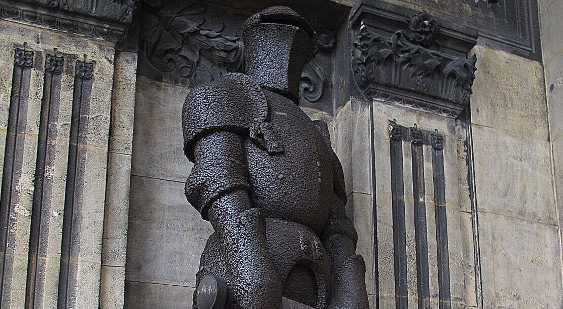 Der „Wehrmann in Eisen“ beim Eingang zum Wien Museum MUSA, Foto: Michael Netousek 