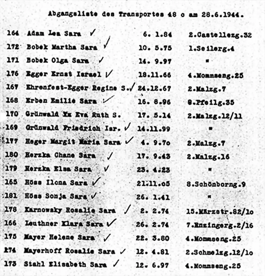 Deportationsliste mit dem Namen Ernst Eggers (Nummer 176), der Zusatz „Israel“ steht für die  jüdische Herkunft, Arolsen Archives 2024  