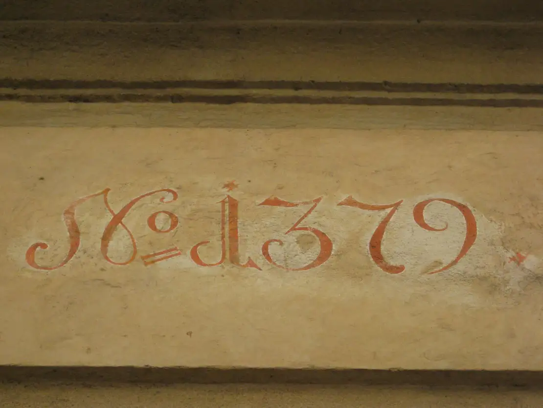 Köllnerhofgasse 3, 1010 Wien: Konskriptionssnummer 1379. Foto: Anton Tantner  