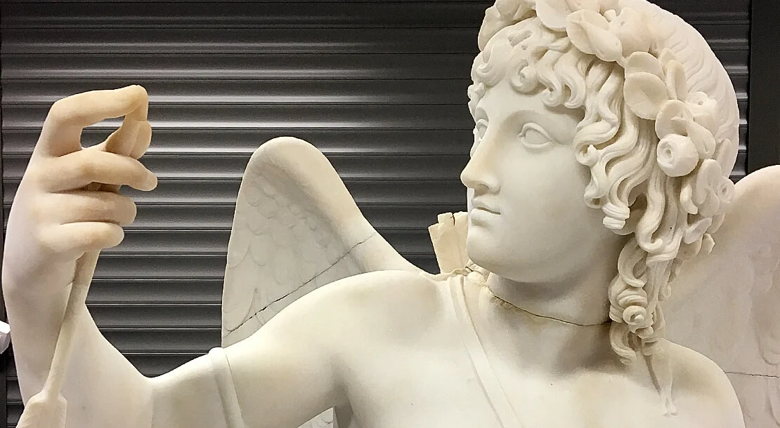 Bertel Thorvaldsen: Amor Vincitore vor der Restaurierung  