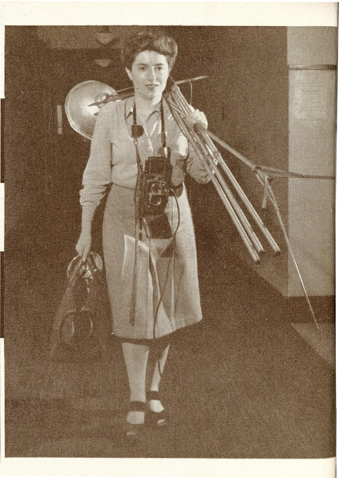 Porträt von Lilly Joss, erschienen in „The Camera“, Sonderheft März 1948