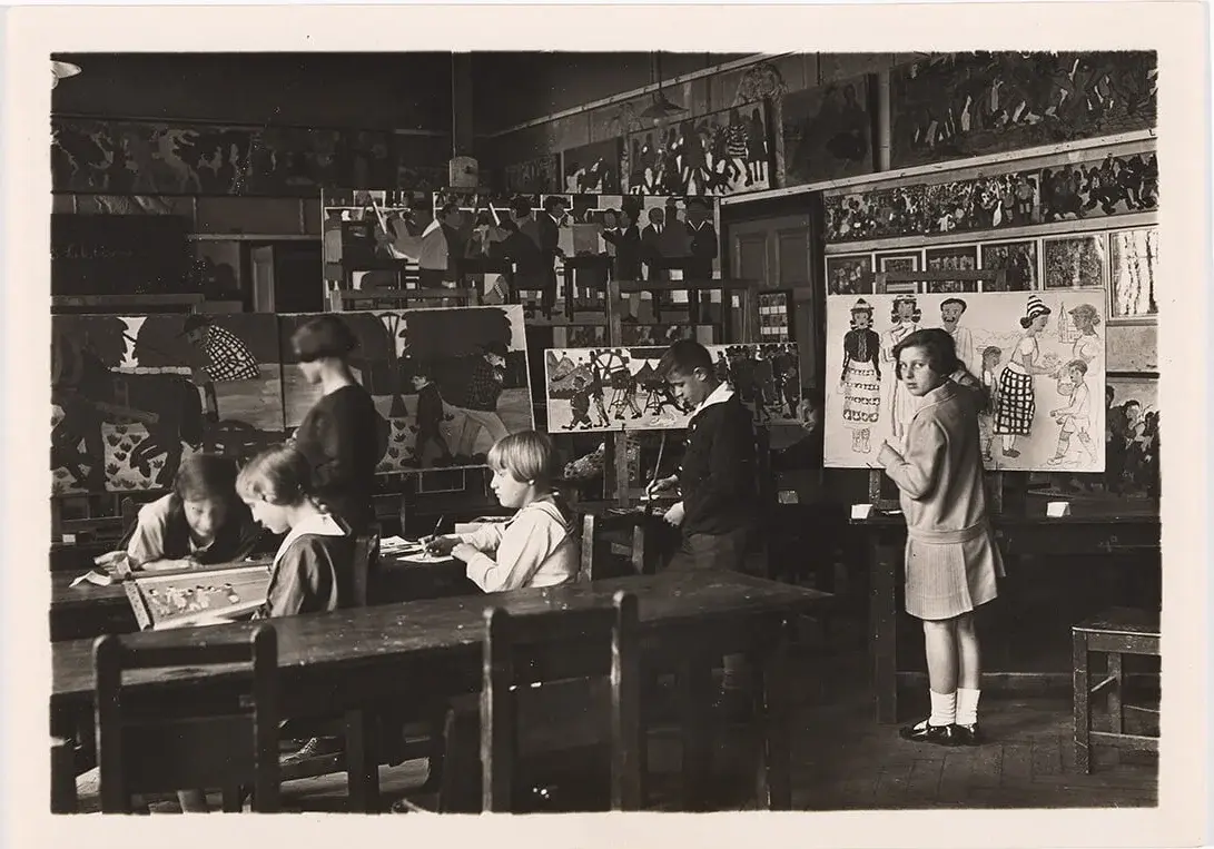 Einblick in die Jugendkunstklasse, anonyme Fotografie, um 1930, Wien Museum  