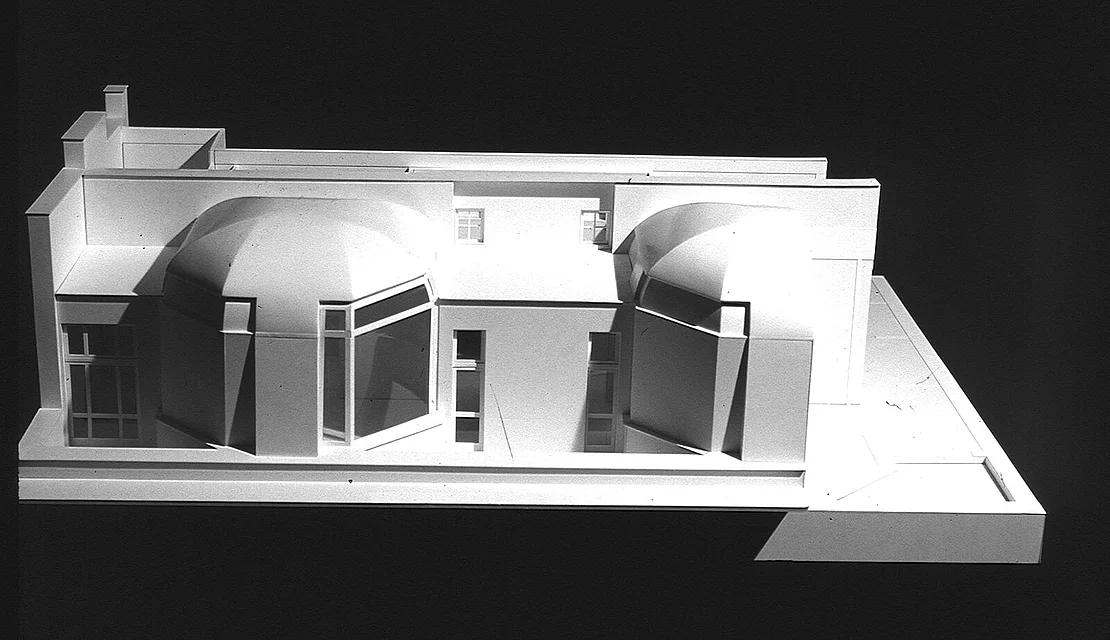 Kartonmodell im Maßstab 1:25, Modellbau Akihiko Ezawa, 1994.  Das Modell entstand im Rahmen der Dissertation von Peter Nigst und wurde von diesem dem Wien Museum als Schenkung übergeben.  