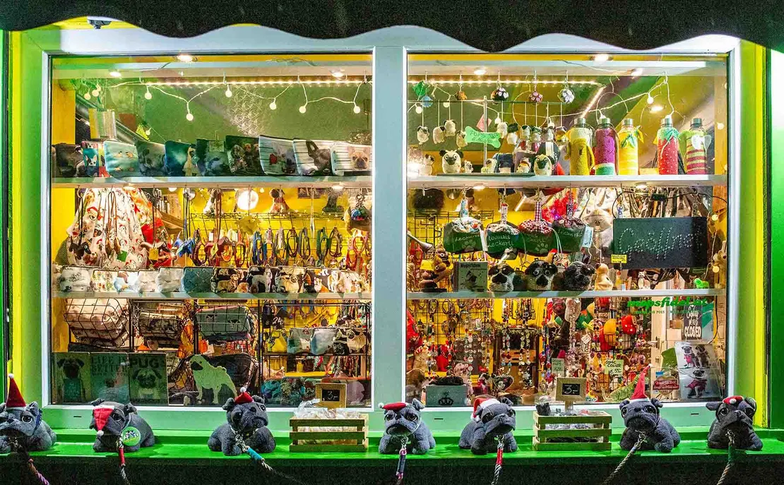 Sonja Bachmayer: Schaufenster, Vorweihnachtszeit 2023, © Sonja Bachmayer  