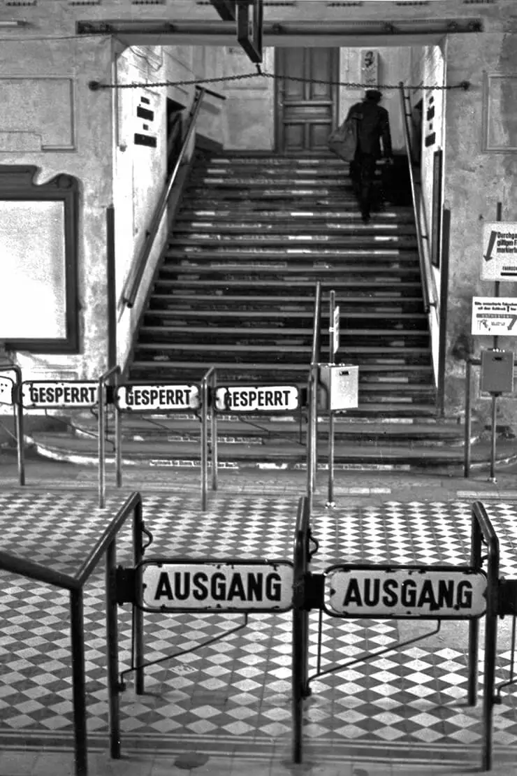 Catja Rauschenbach: Stadtbahnstation-Gürtellinie, Wien Museum  