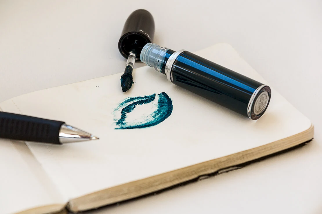 MAC Lipgloss „Young Attitude“, 2017, Foto: Karl Bach