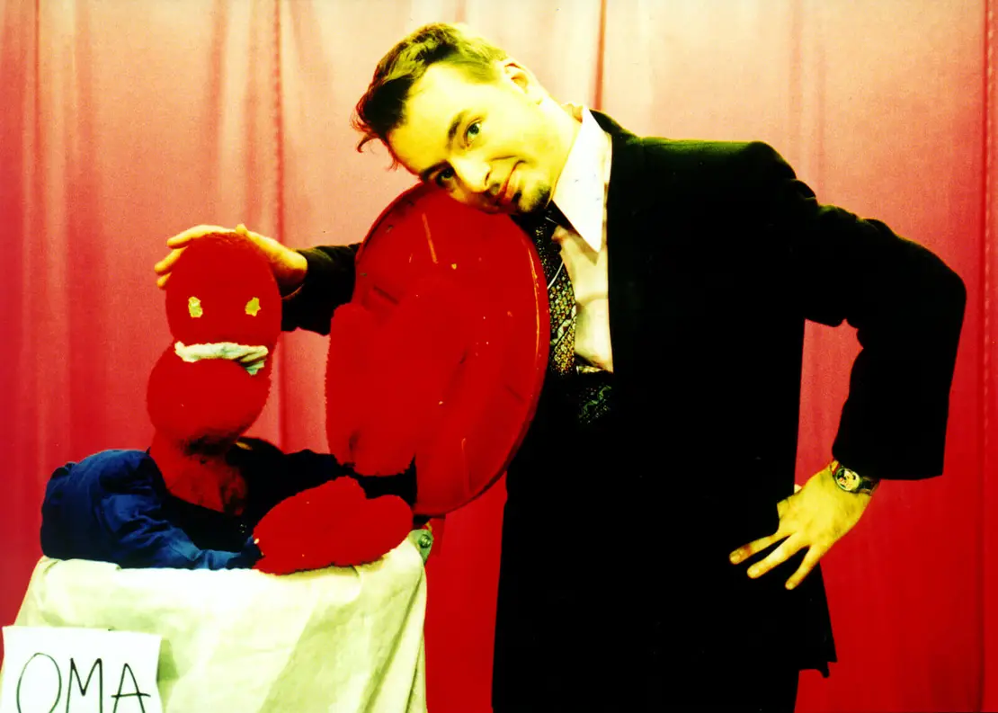 Thomas Seidl aka Tomtschek tritt im H.A.P.P.Y-TV auf. Altendorf Radiofabrik, Quelle: Wikimedia commons