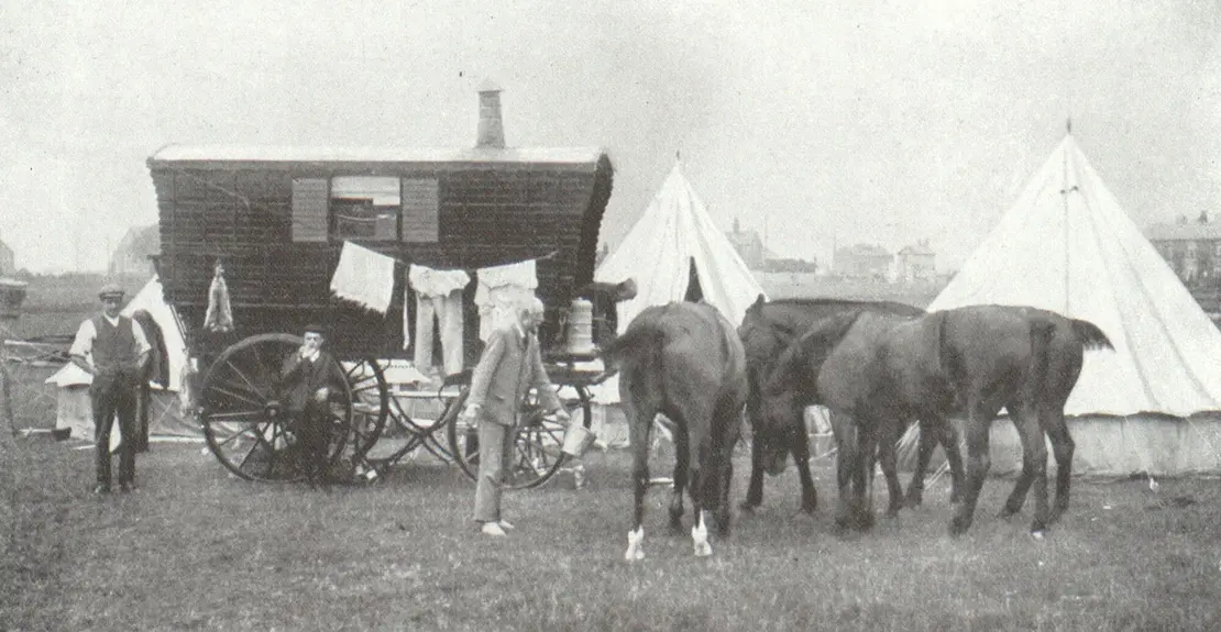 Englischer Caravanclub, Foto aus der Modernen illustrierten Zeitung für Reise und Sport, 1911, Quelle: ANNO/ÖNB  