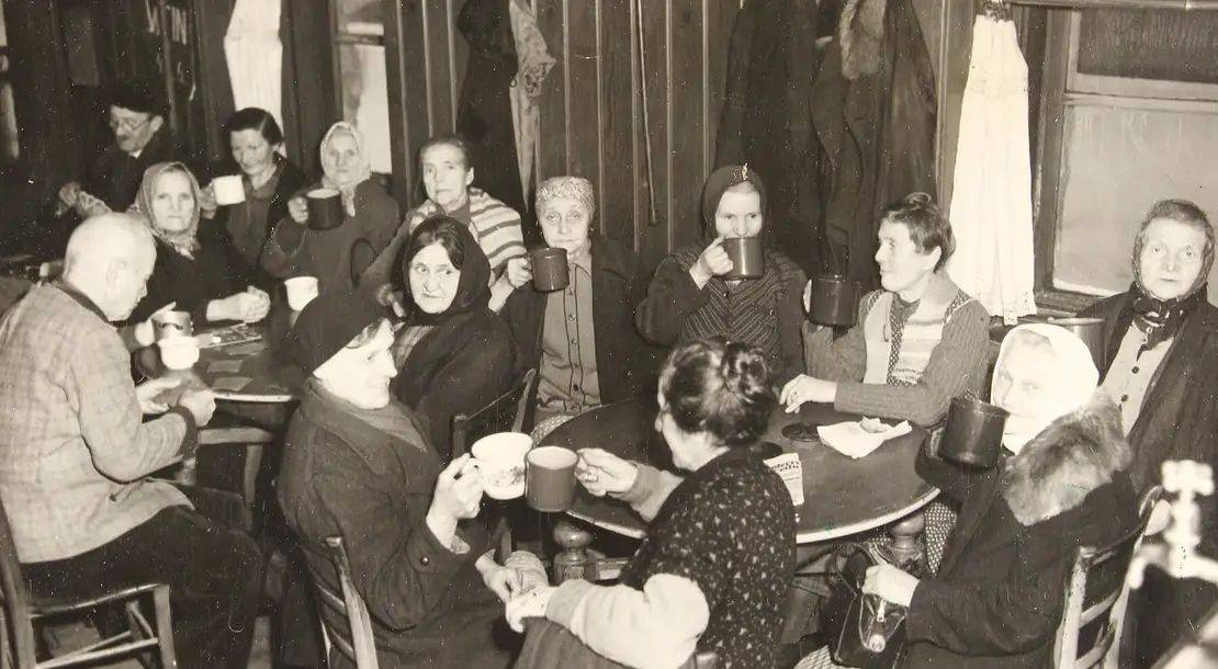 Wärmestube in Wien, um 1946, Austrian Archives / brandstaetter images / picturedesk.com  