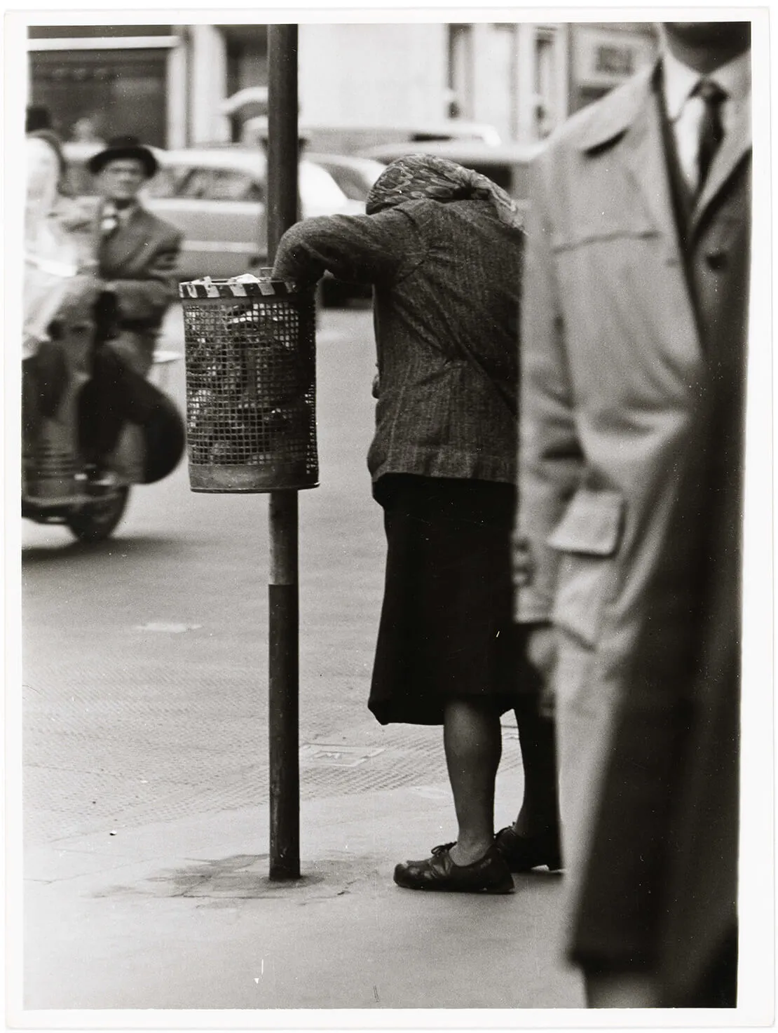 Heinrich Steinfest: Auf der Suche nach Essensresten, 1956, Wien Museum  