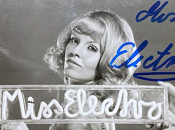 Artistin Miss Electra