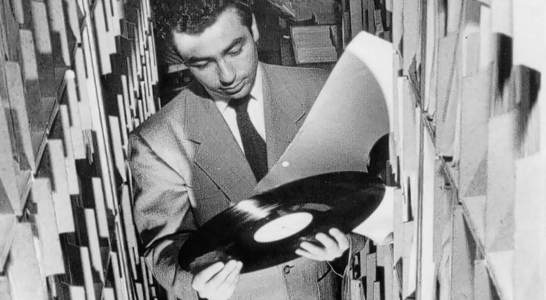 Mickey Kaplan, DJ und Moderator beim Radio „Blue Danube Network“, Privatsammlung Dillmann  