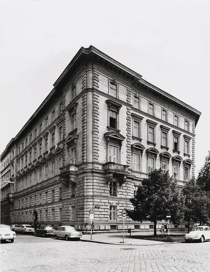 Canovagasse 7, Wohnadresse von Isidor Geller. Foto: Johanna Fiegl, 1965-70, Wien Museum, Inv.-Nr. 239396/1531