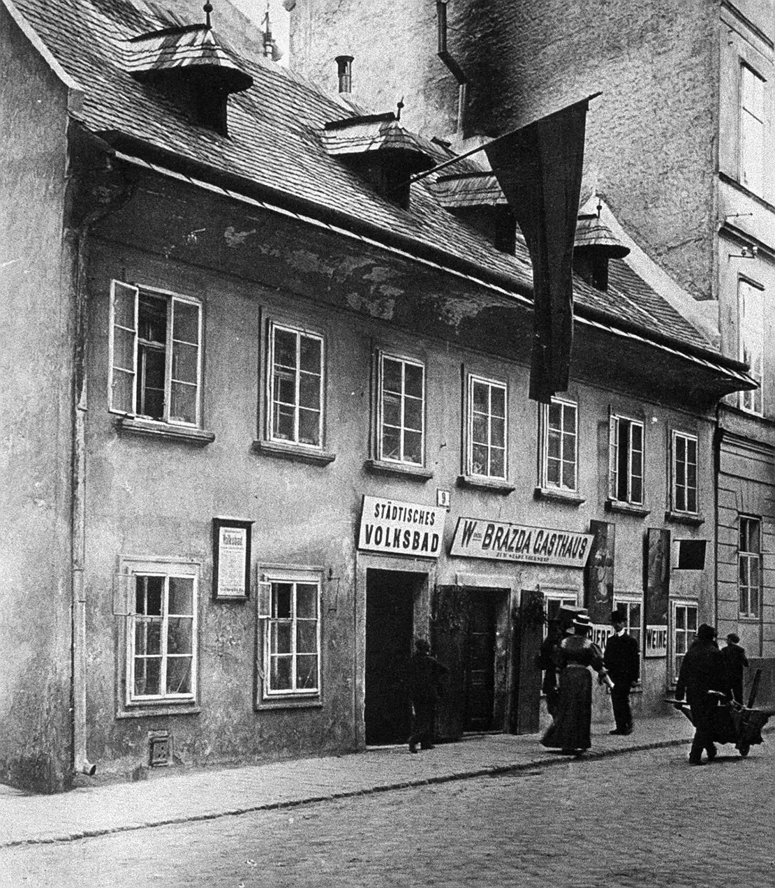 Das erste Tröpferlbad Wiens in der Mondscheingasse im 7. Bezirk, undatiert, Foto: MA44  