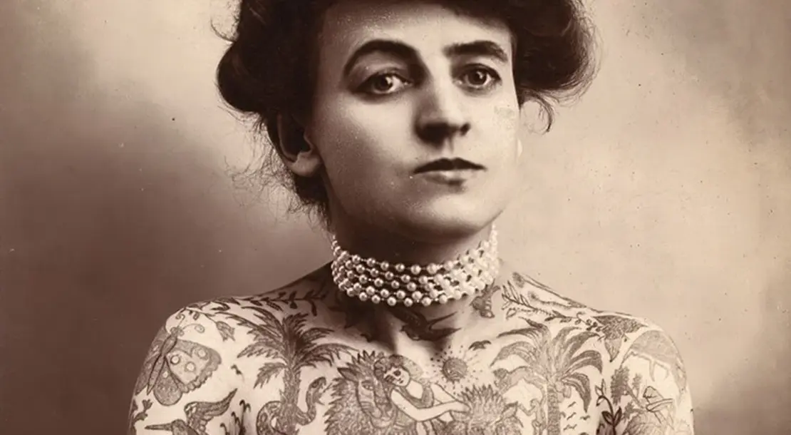 Maud Stevens Wagner, fahrende Tätowierkünstlerin in den USA, um 1907, Library of Congress/Wikimedia Commons