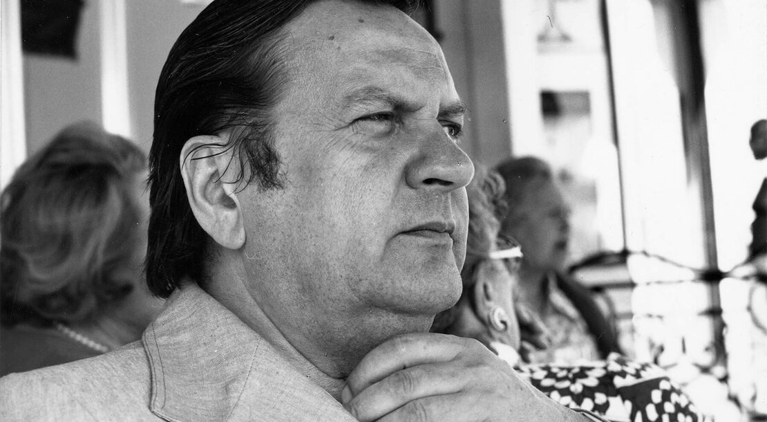 Karl Schwanzer während eines Arbeitsaufenthalts in Port Grimaud (F) kurz vor seinem Tod im August 1975. Foto: Leonie Manhardt, Wien Museum / Karl Schwanzer-Archiv