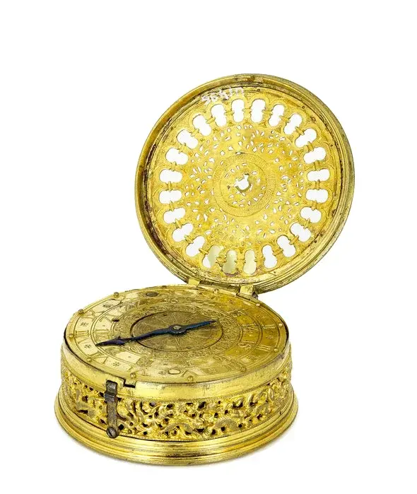 Dosenförmige Halsuhr mit feuervergoldetem Gehäuse, Süddeutschland, 1530-1570, Wien Museum  