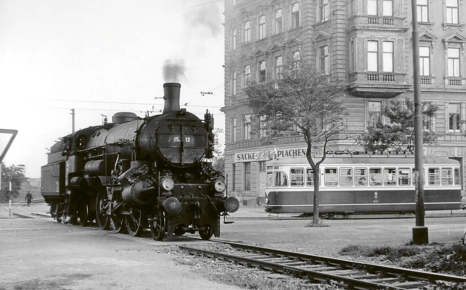 Die sog. Russenschleife als provisorisches Verbindungsstück zwischen Nordwestbahnhof und Nordbahnhof in den ersten Nachkriegsjahren. Foto um 1950, Archiv Alfred Luft  