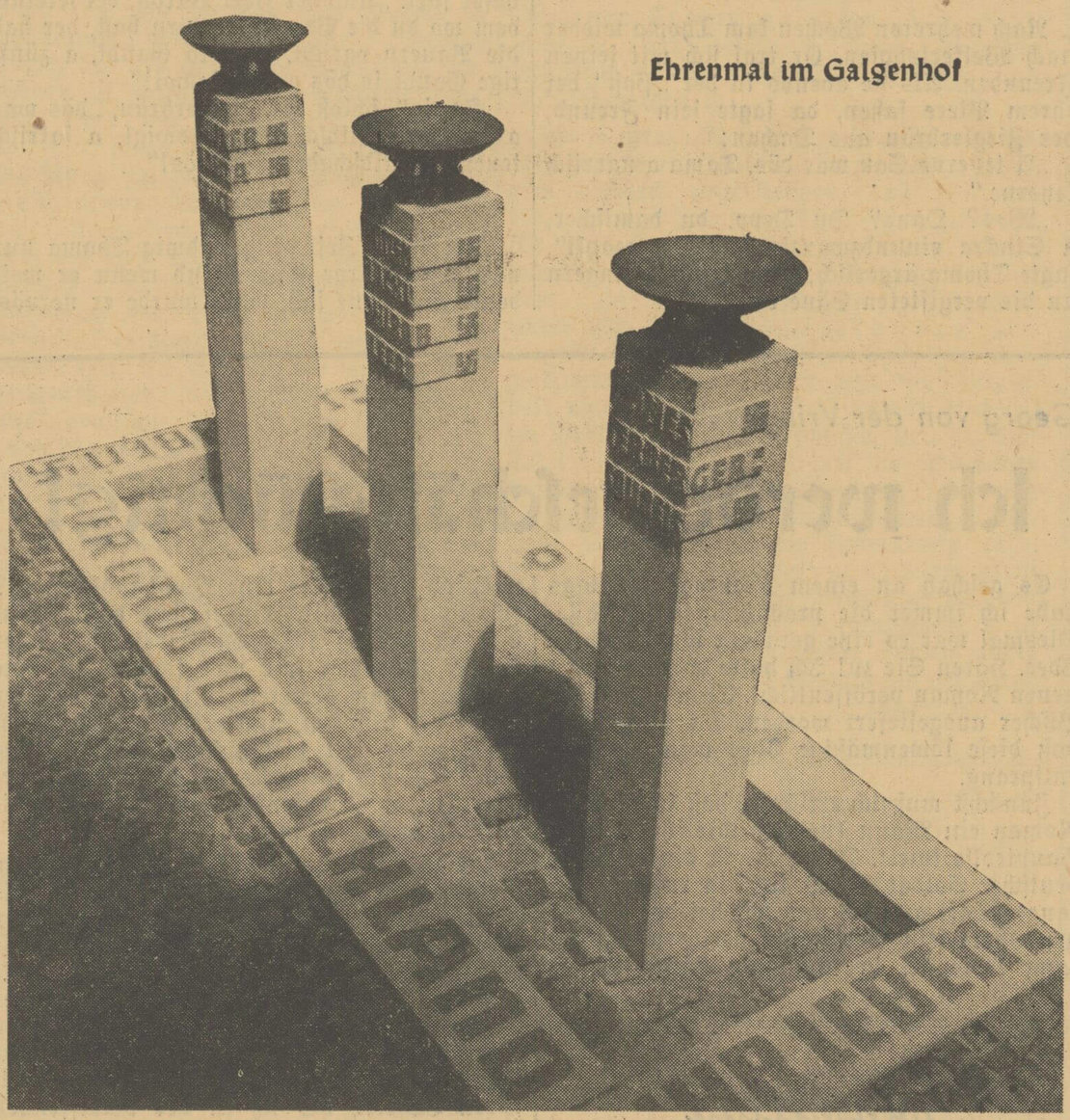 Ehrenmal für die „Julikämpfer“ im Galgenhof des Wiener Landesgerichts, Juli 1939. Quelle: Völkischer Beobachter, 26.6.1939, Foto: A. Koppitz, ANNO / ÖNB 