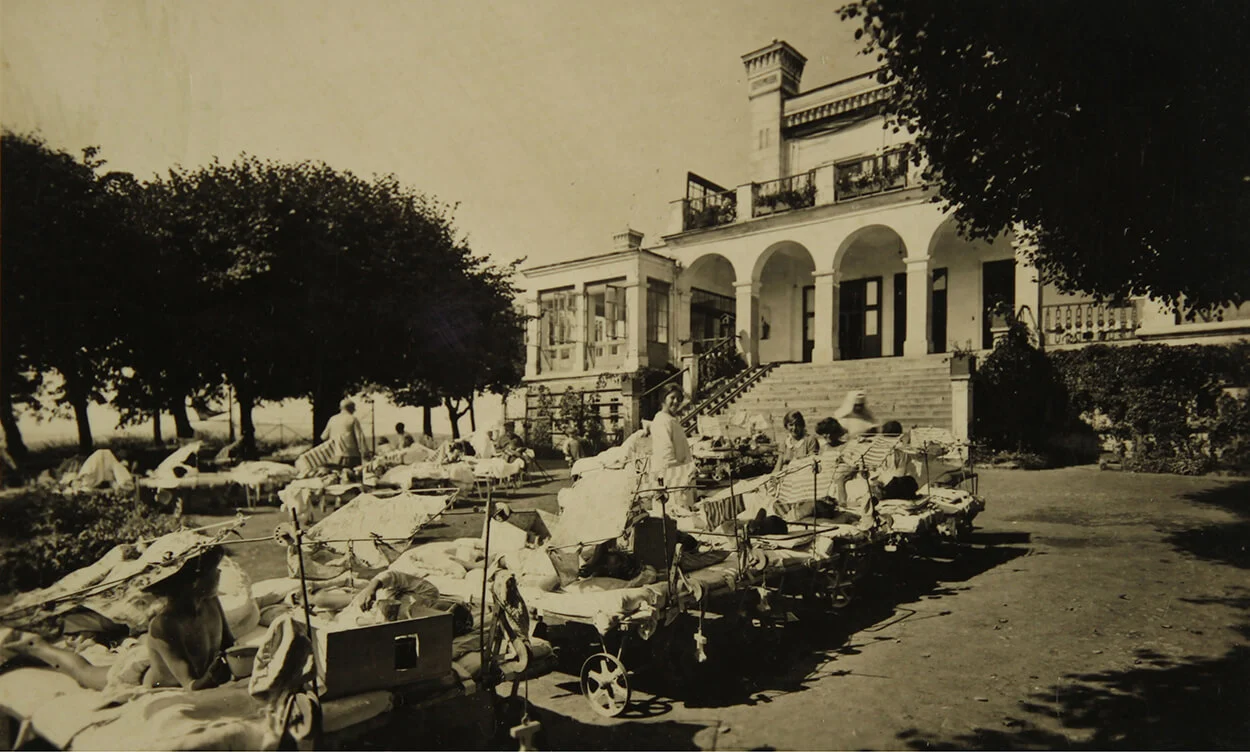 Das Schloss Bellevue als Erholungs- und Pflegeheim, 1923. Austrian Archives / brandstaetter images / picturedesk.com  