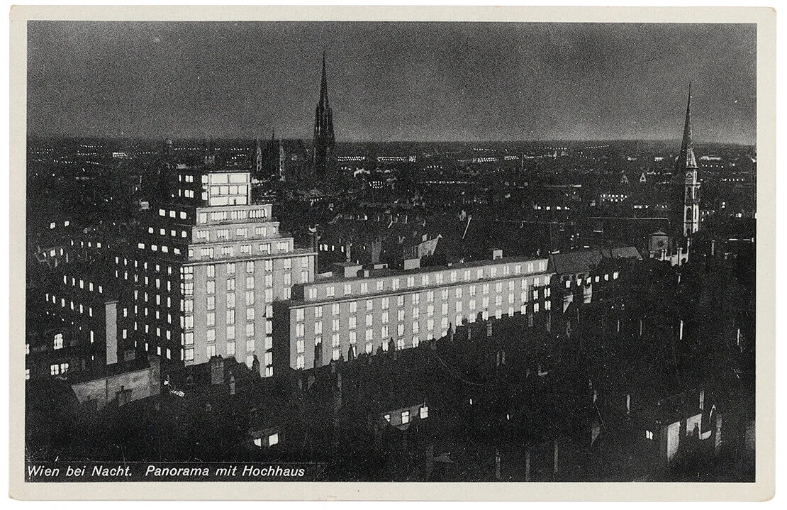 Das Hochhaus in der Herrengasse bei Nacht, Postkarte, 1935/40, Wien Museum  