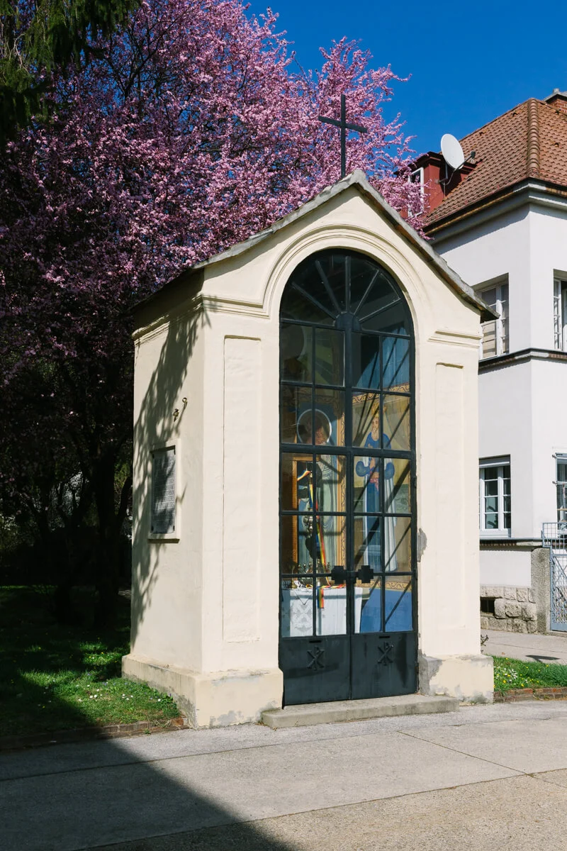 Die Kapelle mit dem Moldauer Kreuz, Foto: Elodie Grethen  