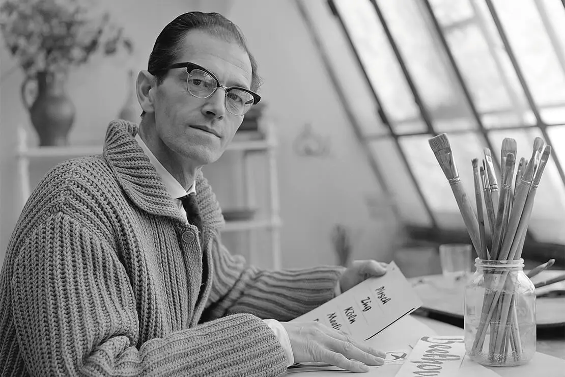 Karl Reißberger in seinem Atelier, 1963, Foto: Peter Sladkovsky