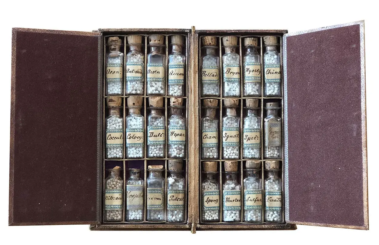 Homöopathische Reiseapotheke, 19. Jhdt. © Bezirksmuseum Hernals  