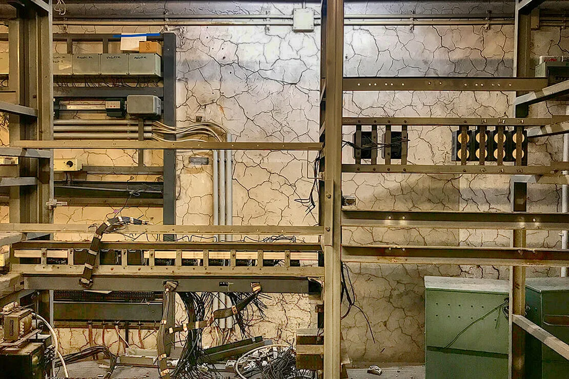 Nach der Demontage der Schaltzentrale für die Heizung und Lüftung des Wien Museums, Foto: Christine Koblitz