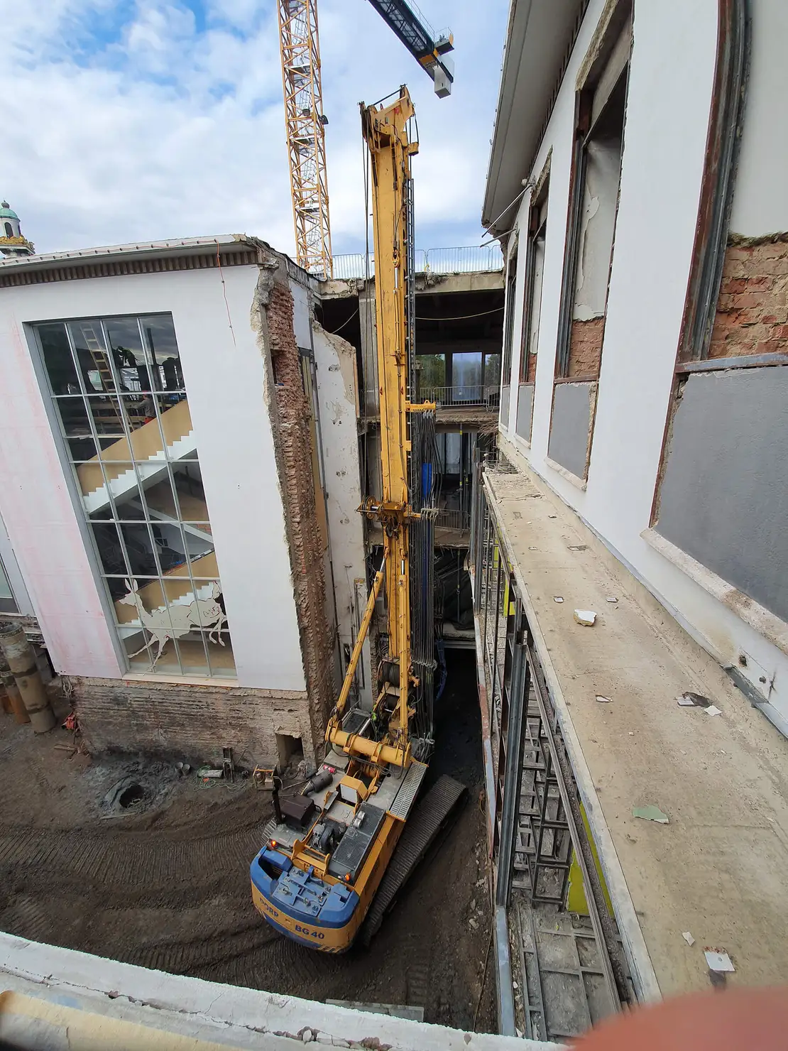 Bohrpfahlgerät „Leopold“ im Atrium, Foto: Heribert Fruhauf/Wien Museum