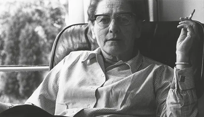 Marie Jahoda in Keymer, West Sussex, England, um 1986, Archiv für die Geschichte der Soziologie in Österreich am Institut für Soziologie der Universität Graz, Nachlass Marie Jahoda