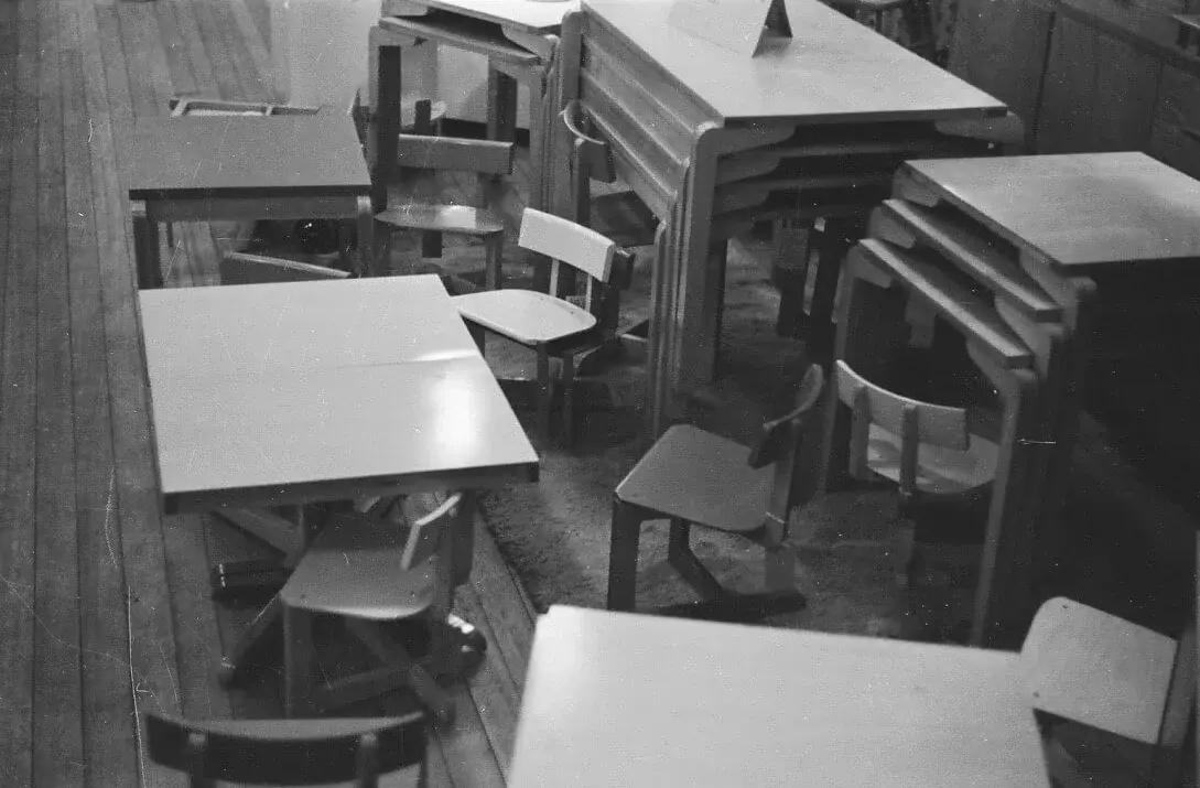 Franz Singer, Hans Biel: Kindermöbel, vermutlich Ausstellung im Warenhaus Peter Jones, um 1937-1939, Privatbesitz  