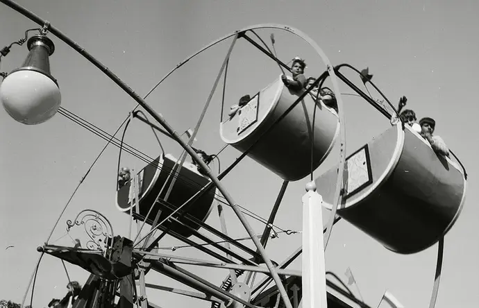 Robert Haas: Serie Böhmischer Prater, Laaer Berg, 7.6.1938, Wien Museum