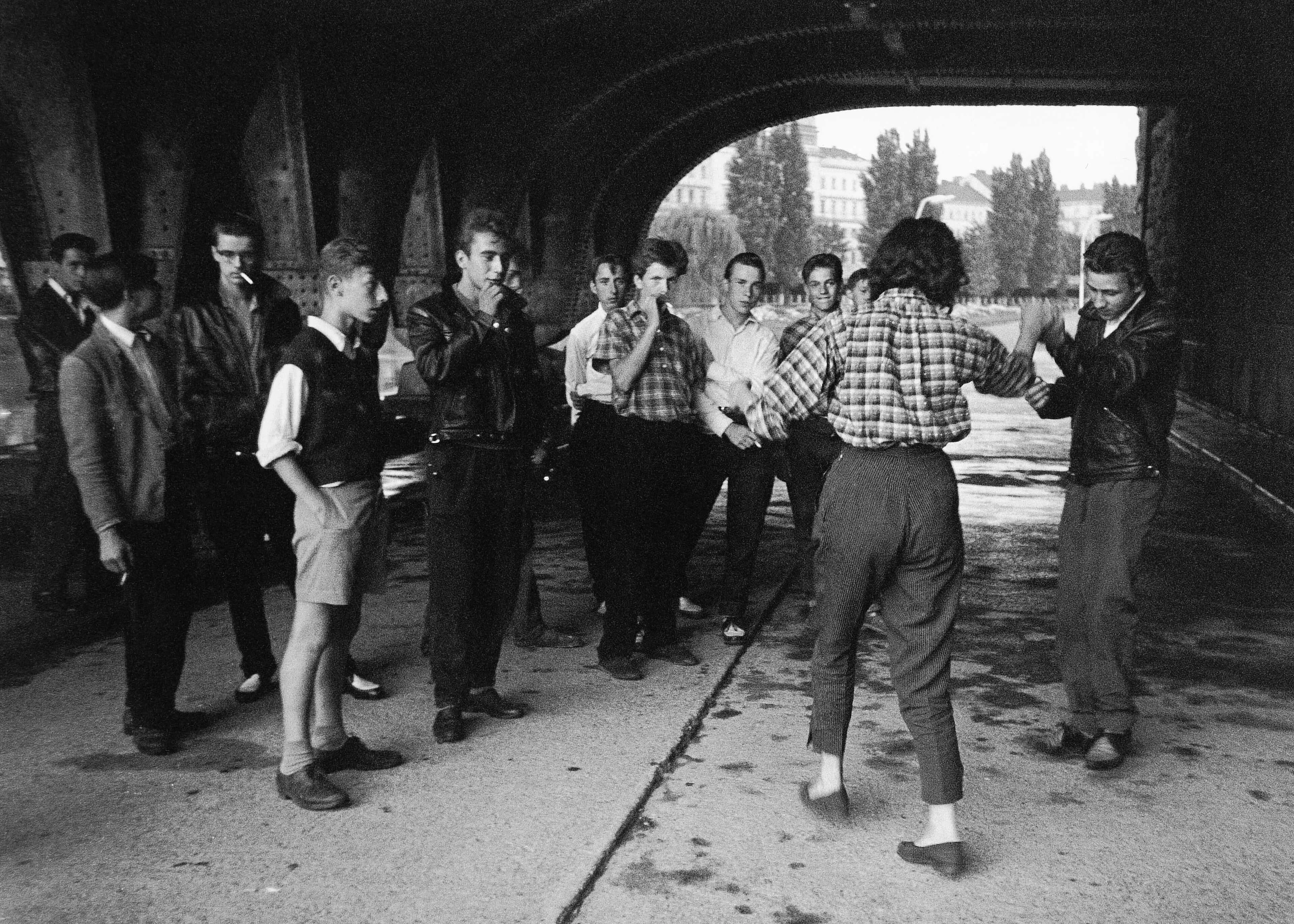 Halbstarke am Donaukanal, 1945, Foto: Harry Weber/ ÖNB-Bildarchiv / Weber, Harry  