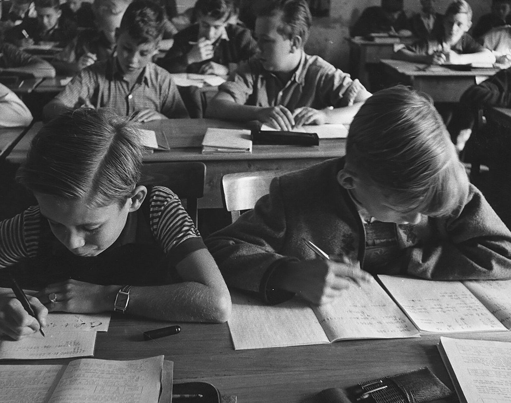 In einer Schulklasse, 1950er Jahre, Foto: Leo-Jahn Dietrichstein, Wien Museum, Inv.-Nr. 228432 