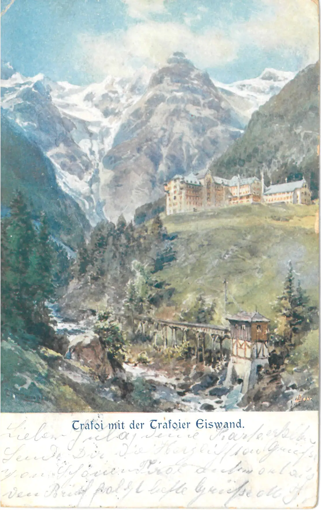 Das spektakuläre Trafoi Hotel vor der Trafoier Eiswand.  