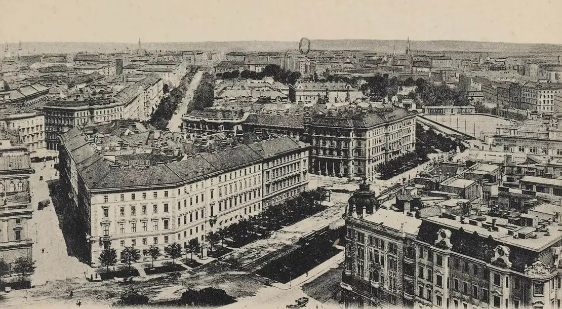Panorama von Wien, um 1910, vom Karlsplatz aus gesehen. Links die Canovagasse, wo Isidor Geller, der Urgroßonkel von Shelly Kupferberg, ab 1928 im Eckhaus (Nr. 7) die Beletage bewohnte. Wien Museum, Inv.-Nr. 58891/9