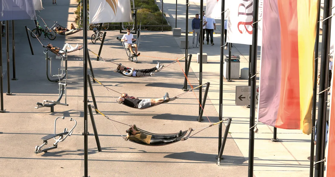 Leopold Kessler: Hammock Synchronization, 2023 © Bildrecht, Wien 2025  