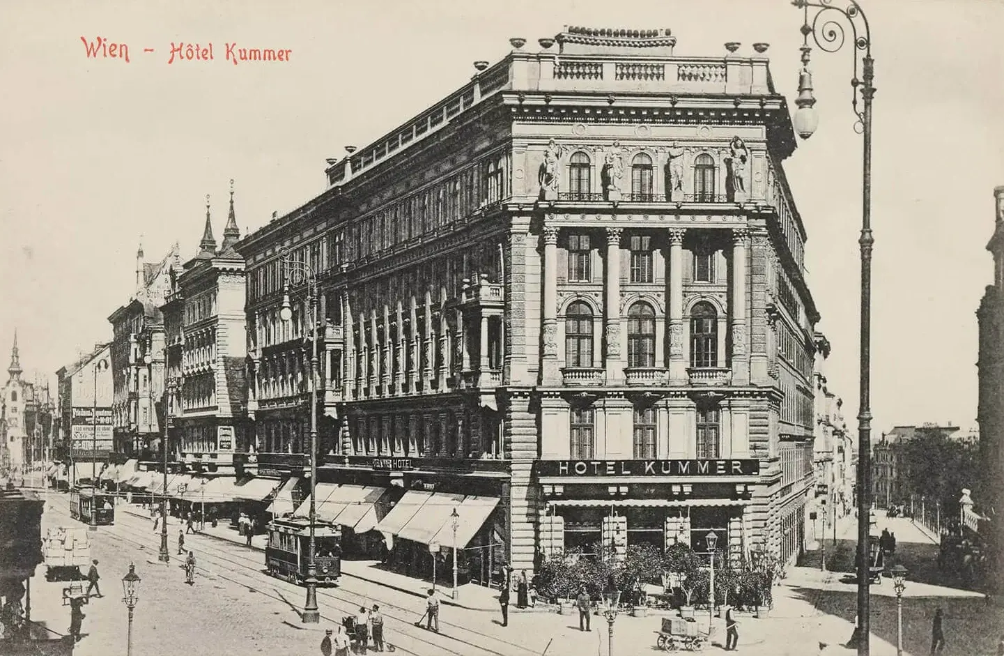 Das Hotel Kummer auf der Mariahilfer Straße: Hier übernachtete Arthur Conan Doyle nur einmal, weil es ihm zu teuer war. Ansichtskarte, um 1906, Wien Museum, Inv.-Nr. 58891/755  
