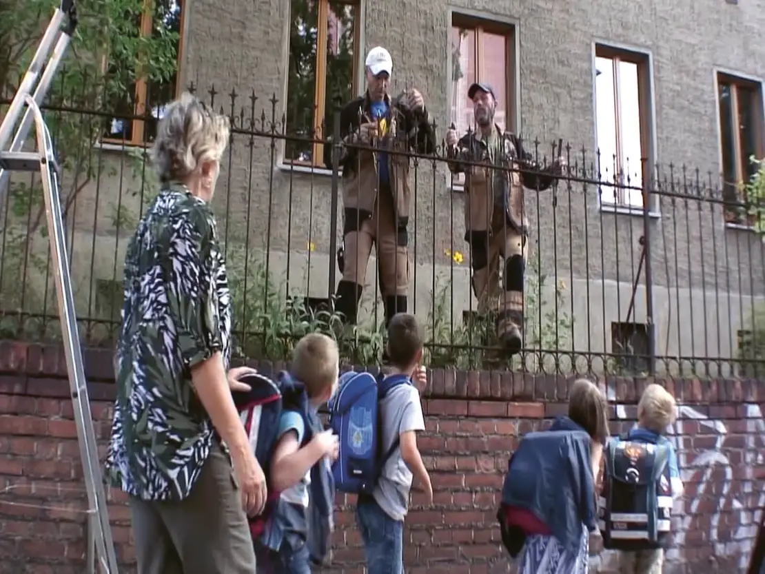 Leopold Kessler: Fence Sharpening, 2010 © Bildrecht, Wien 2025  