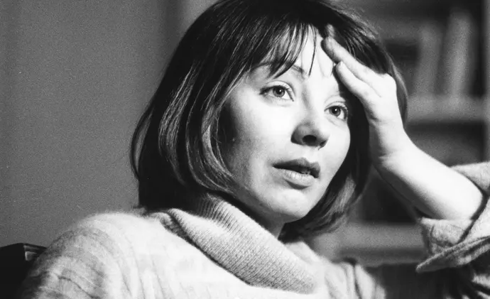 Brigitte Schwaiger in ihrer Wohnung, 1972, Foto: Votava / brandstaetter images / picturedesk.com