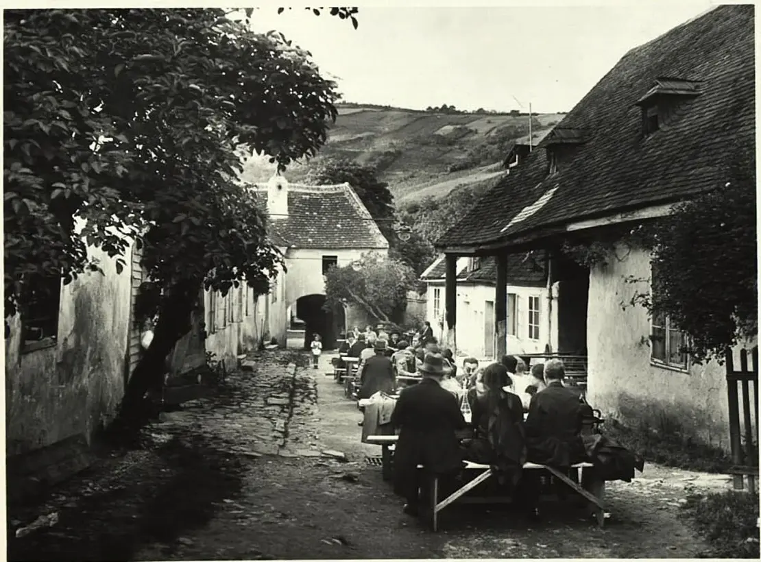 Heurigenlokal in Sievering, Agnesgasse 1, um 1930, Wien Museum