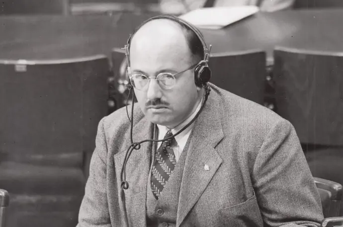Leo Alexander als wissenschaftlicher Berater beim sog. Nürnberger Ärzteprozess, 1946, Foto: Wikimedia Commons