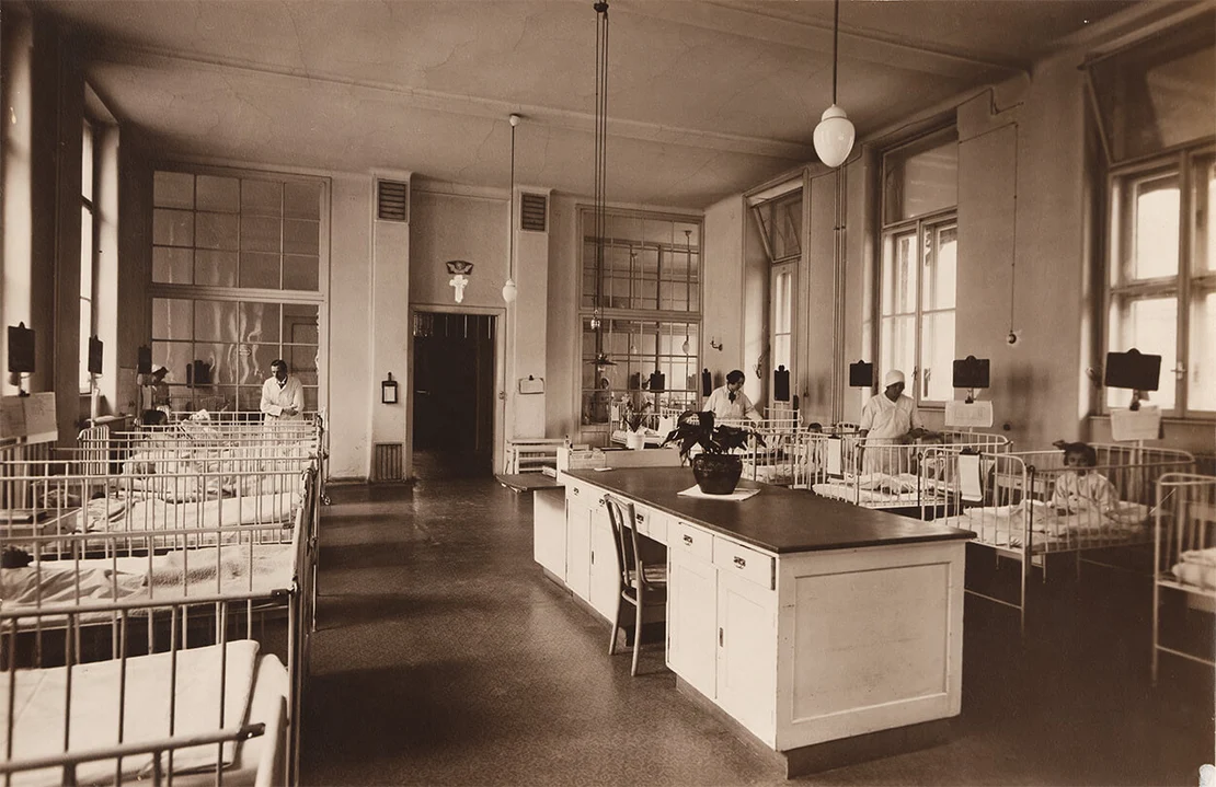 Friedrich Sauer: Karolinen-Kinderspital, um 1926, Wien Museum
