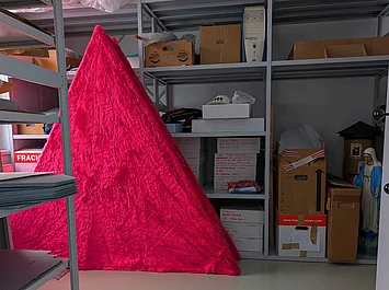 Der Rosa Winkel auf der Regenbogenparade