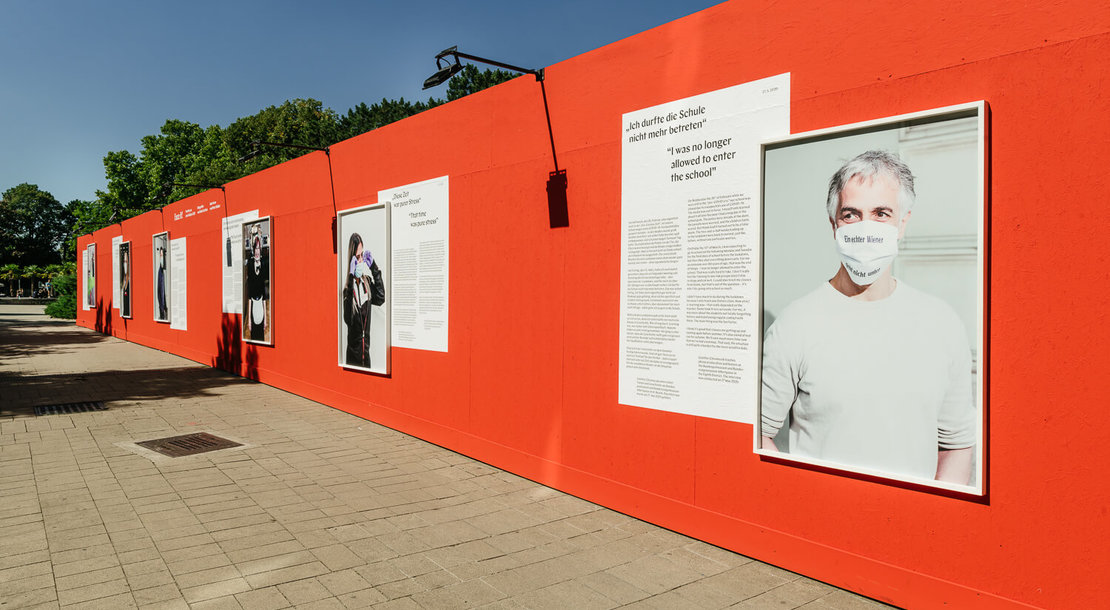 Die Outdoor-Ausstellung am Karlsplatz, Foto: Klaus Pichler 